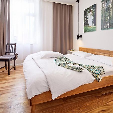 Hotel Am Chlodwigplatz Colonia Esterno foto